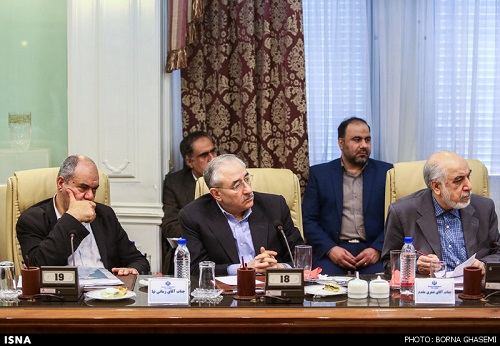 نشست معاون اول رئیس جمهوری و مدیران ارشد نفت