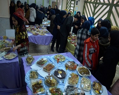 جشنواره غذاهای سالم در پاسارگاد برگزار شد