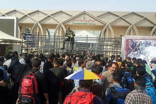 ۴۶۵۳ زائر غیرقانونی از مرز مهران بازگردانده شدند