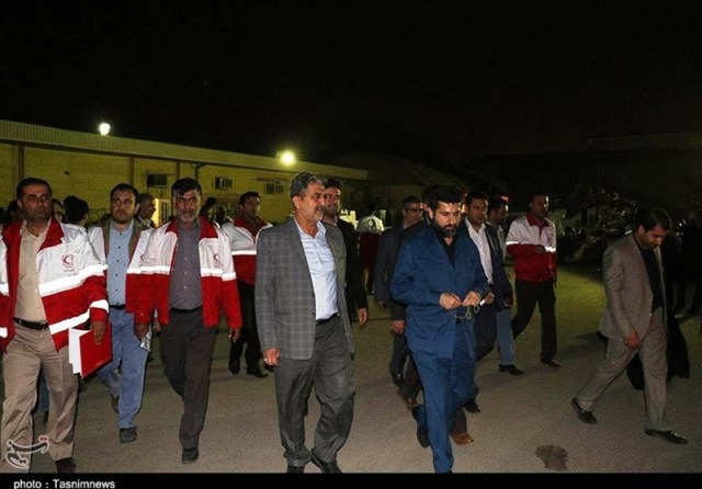 جمع‌آوری کمک‌های مردم خوزستان برای زلزله‌زدگان به روایت تصویر‌