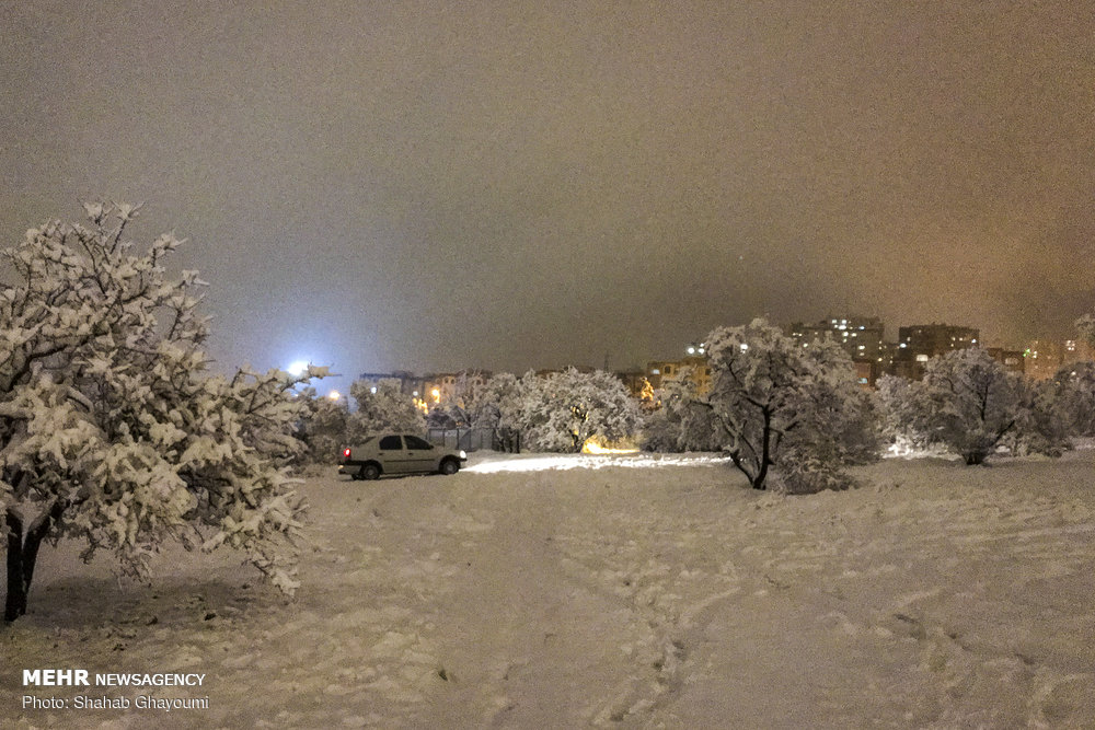 اولین برف زمستانی تهران