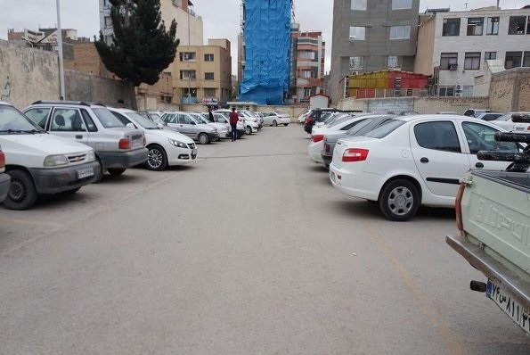 نرخ خدمات پارکینگ ها در مرز مهران مشخص شد