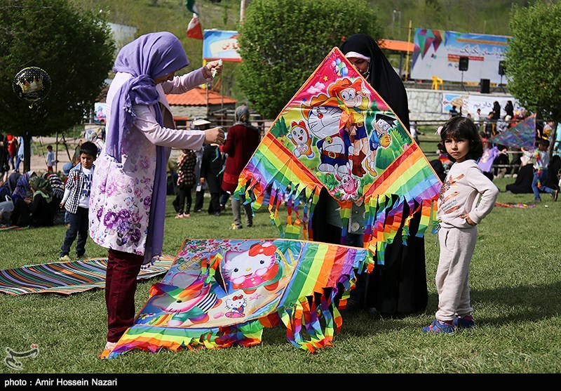 جشنواره پرواز بادبادک ها + تصاویر جشنواره پرواز بادبادک ها + تصاویر