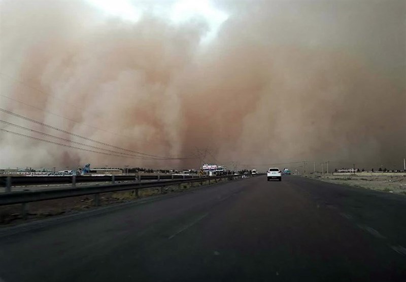 توفان شن در استان یزد +تصاویر