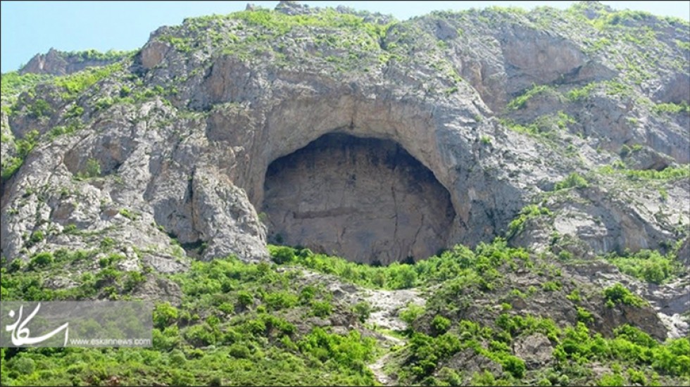 غار اسپهبدخورشید در محاصره افراد سودجو غار اسپهبدخورشید در محاصره افراد سودجو