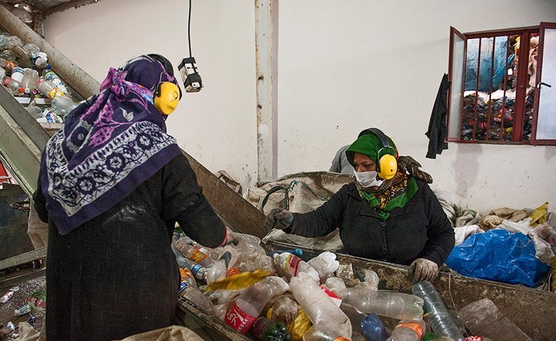 چرا هیچ‌کس دوست ندارد، قاره هفتم را ببیند؟/وضعیت پسماند پلاستیک در ایران