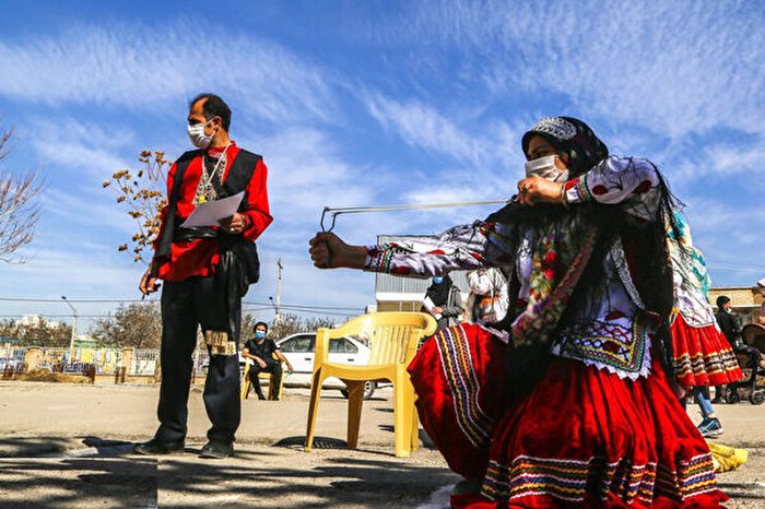 جنجال رقص محلی در جشنواره بازی‌های بومی
