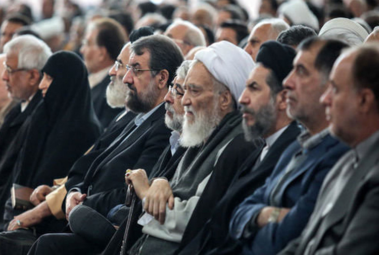 احمدی نژاد یا رئیسی؛ کدام شان در سر سودای ریاست جمهوری دارند؟!