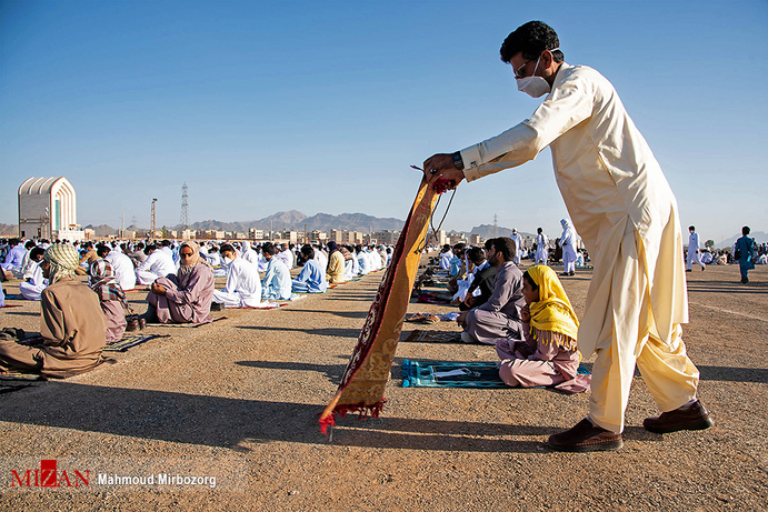 نماز عیدقربان اهل سنت در زاهدان + تصاویر