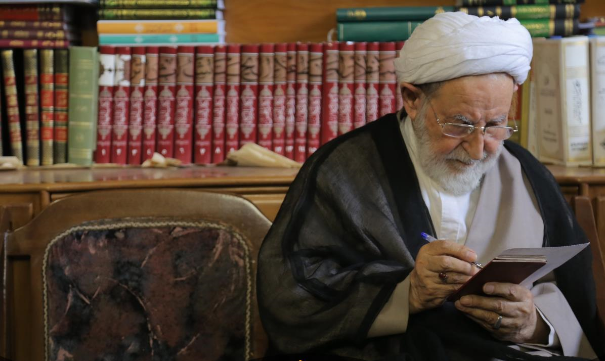 از توصیه خاص به هاشمی رفسنجانی تا دیدار ۳ نفره با احمدی‌نژاد