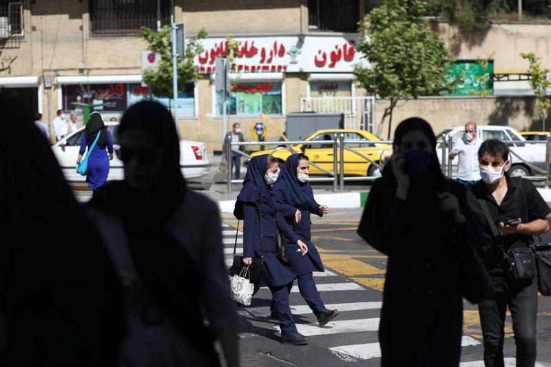 لغو احتمالی تحریم آمریکا رشد اقتصادی ایران را به ۴.۴ می‌رساند
