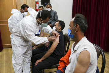 آغاز واکسیناسیون یک هزار پاکبان در شیراز