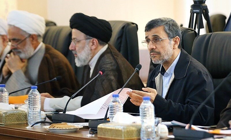احمدی‌نژاد کارش را بلد است؛ او برای پیروزی نیاز به دوقطبی دارد