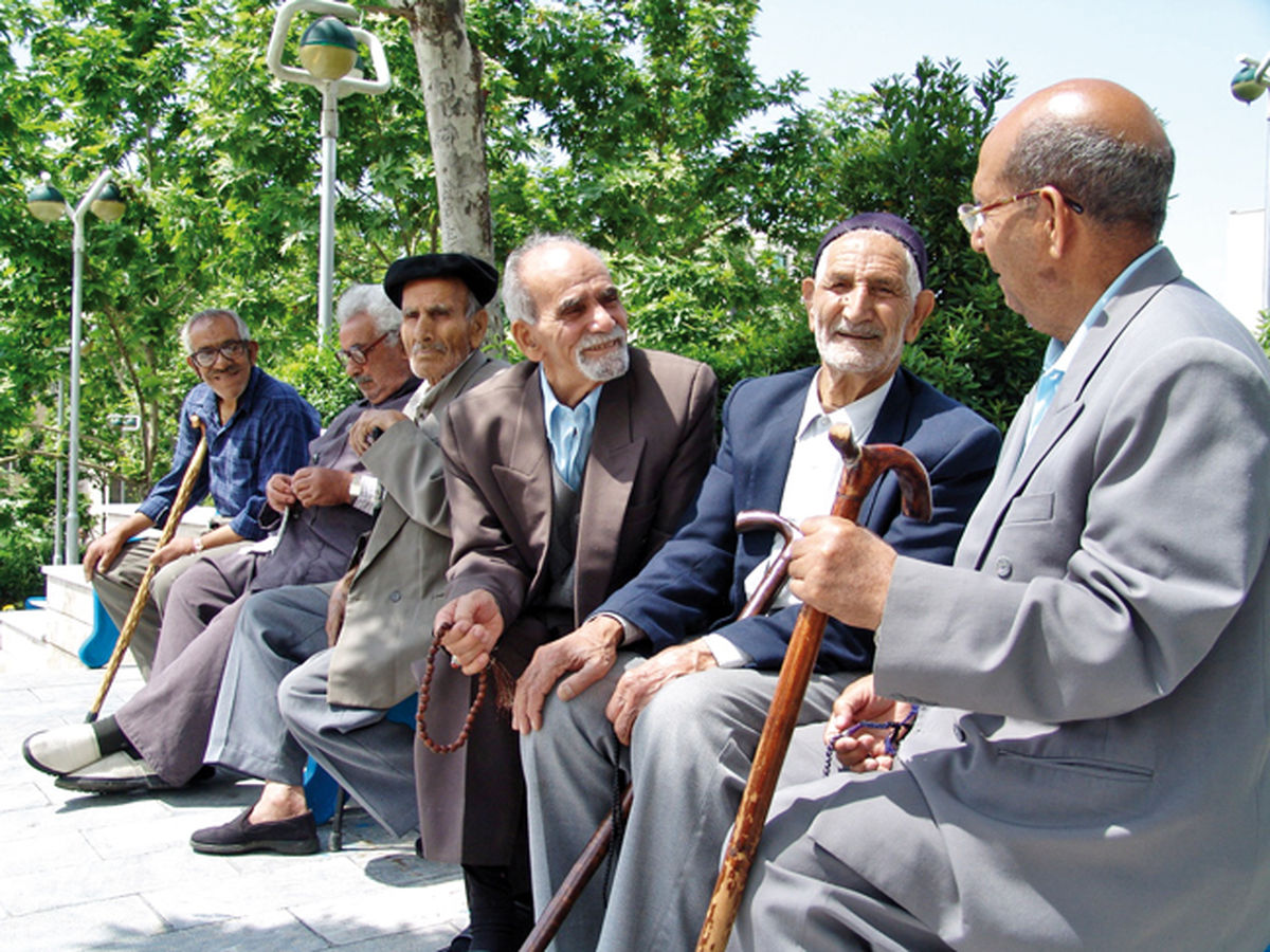 ایران فاقد قوانین حمایتی از حقوق سالمندان است