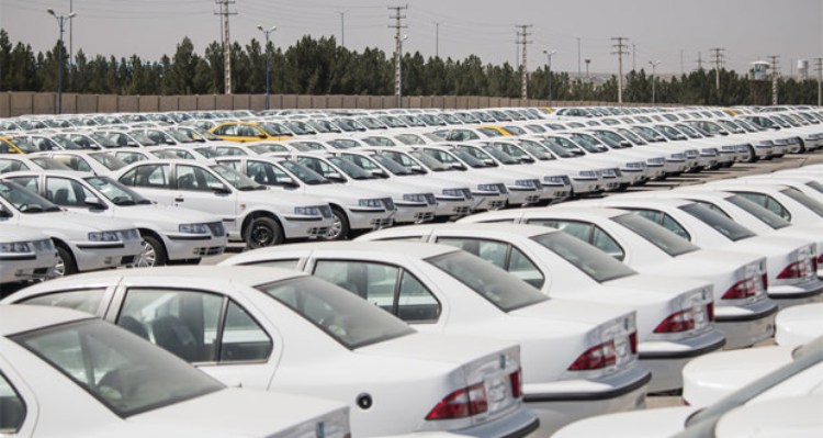 احتکار سیستماتیک نیمی از تولیدات خودرویی کشور