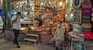 شاغلان و فروشندگان صنایع دستی استان‌ها در تهران با کسادی روبرو هستند