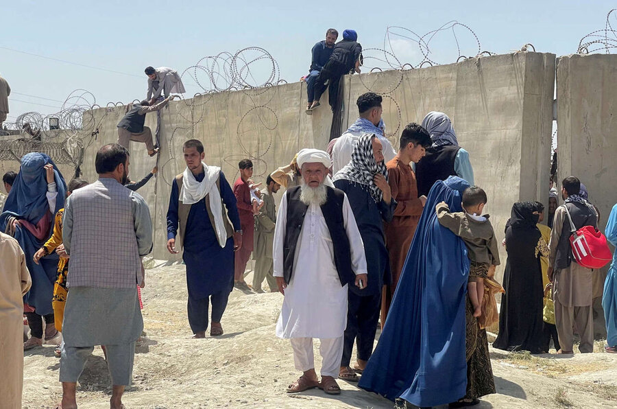 اسکان موقت ۲ هزار پناهجوی افغان در اوگاندا