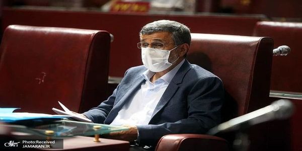 حضور محمود احمدی‌نژاد در مجمع تشخیص مصلحت نظام