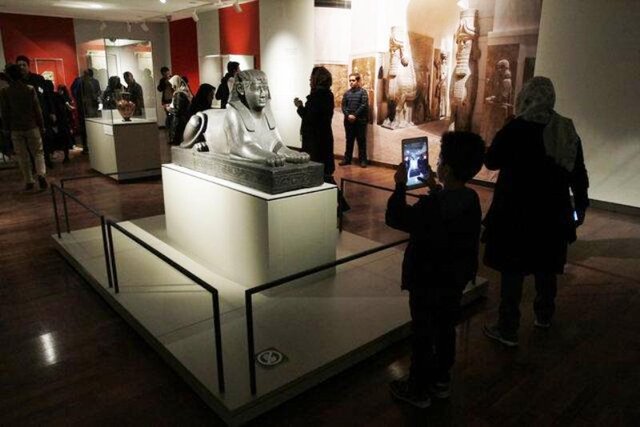 چسباندن ممنوعیت عکاسی در موزه‌ها بشکلی بی ربط به کرونا؟