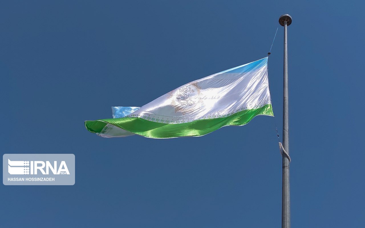 پرچم نوروز برای اولین بار در کشور‌های حوزه نوروز به اهتزار در آمد
