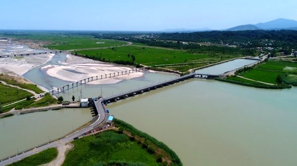 هفتمین مرحله آبگذاری کانال راست سد سنگر مربوط به اراضی شالیزار‌های مناطق شرقی گیلان