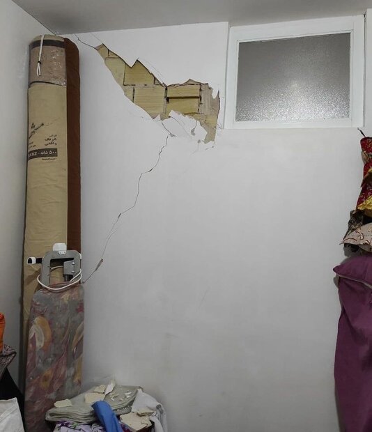 ۵۰۰ خانه در زلزله خوی خسارت دید و ۵۸۰ نفر مصدوم شدند