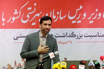 نشست خبری سازمان بهزیستی یا نشست حاشیه های علی محمد قادری ؟