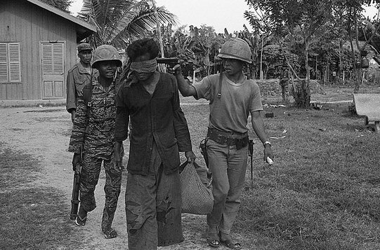 چرا تمامیت گرایی ،جامعه بی طبقه و نفی فردیت محکوم به شکست است+ واکاوی تجربه تاریخی خمرهای سرخ در کامبوج