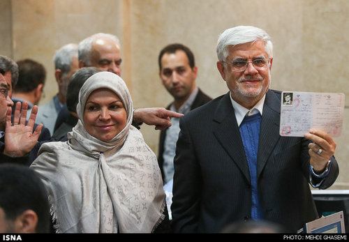 محمدرضا عارف در انتخابات مجلس شورای اسلامی ثبت نام کرد(همچنینصفحه نخست – اخرین اخبار)