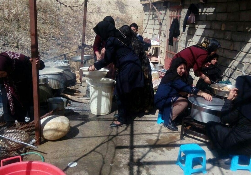 کمک رسانی دنا نشینان به امدادگران در سی سخت