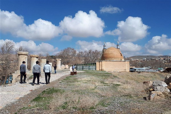 تلاش مشترک میراث و اوقاف برای تخریب معبد آناهیتا/ درد سلفی‌گیری به جان فرشته آب افتاد