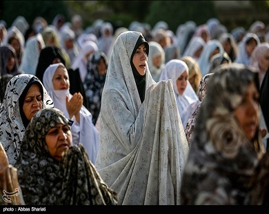 وحدت ملت در نماز عید فطر سبب خنثی شدن توطئه‌های دشمنان نظام می‌شود