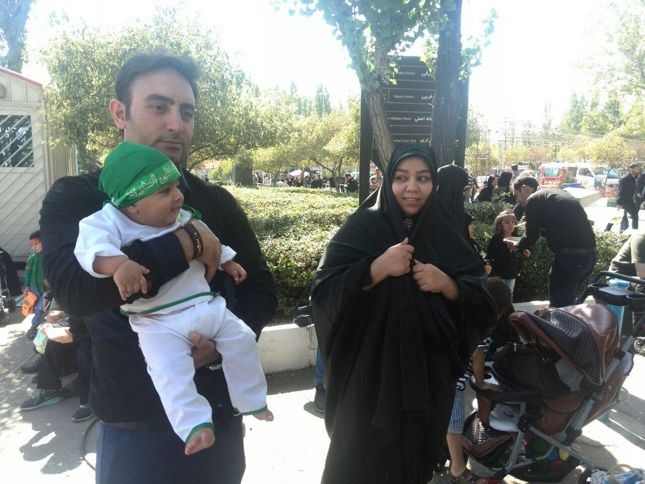 برگزاری همایش شیرخوارگان حسینی در مصلی تهران / خانواده شهدای مدافع حرم کنار مادران سوگوار