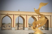 دفن غریبانه شهدا در تاریکی مطلق/ نگهبانی مادر بر پیکرهای خانواده