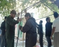 کمک رسانی فرمانده سپاه گیلانغرب در روستاهای زلزله زده گیلان غرب+ تصاویر