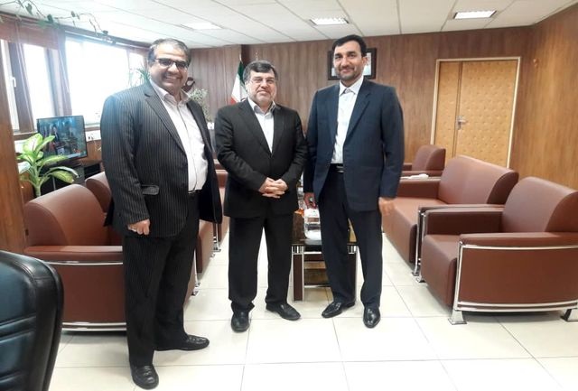 دیدار استاندار هرمزگان با معاون وزیر دادگستری و رئیس سازمان تعزیرات