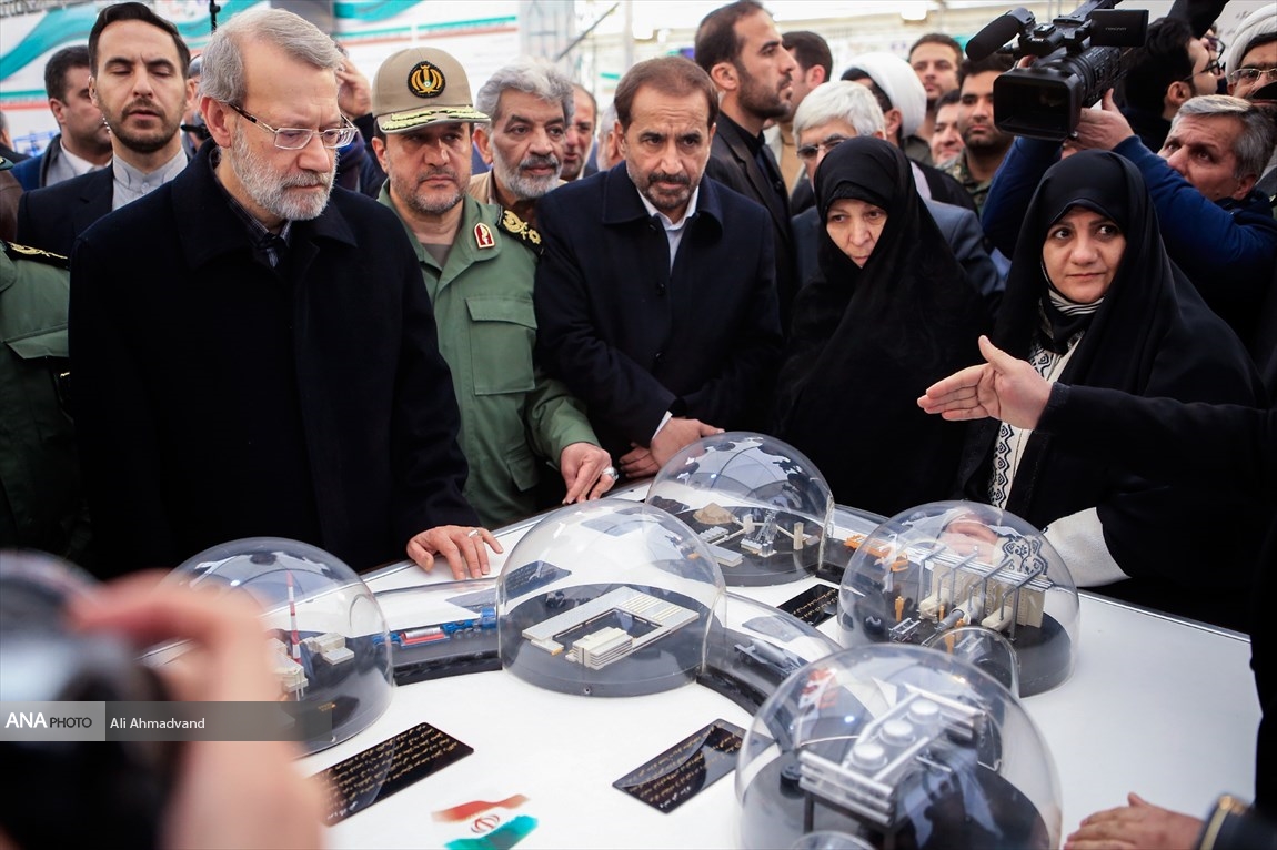 افتتاح نمایشگاه ملی دستاوردهای انقلاب افتتاح نمایشگاه ملی دستاوردهای انقلاب