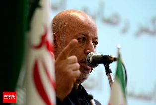 تحریم و استکبار جهانی در حال برنامه‌ریزی برای اقتصاد کشور هستند