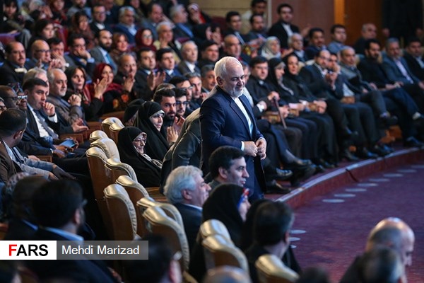۷۰۰ تریلیون دلار هم در منطقه هزینه کنند، نمی توانند روی صلح و آرامش را ببینند