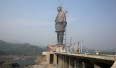 رونمایی از بزرگترین مجسمه جهان همراه با اعتراضات هندی‌ها