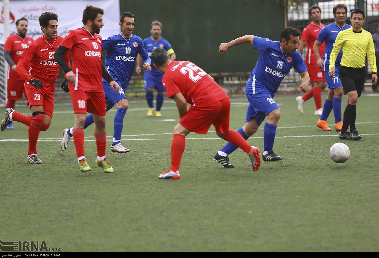 مسابقه پیشکسوتان پرسپولیس و استقلال