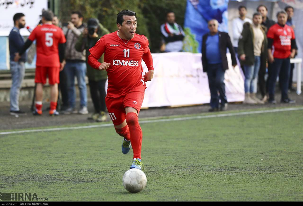 مسابقه پیشکسوتان پرسپولیس و استقلال