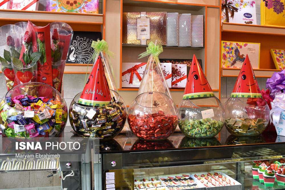 در آستانه شب یلدا،شهرهای تبریز و همدان
