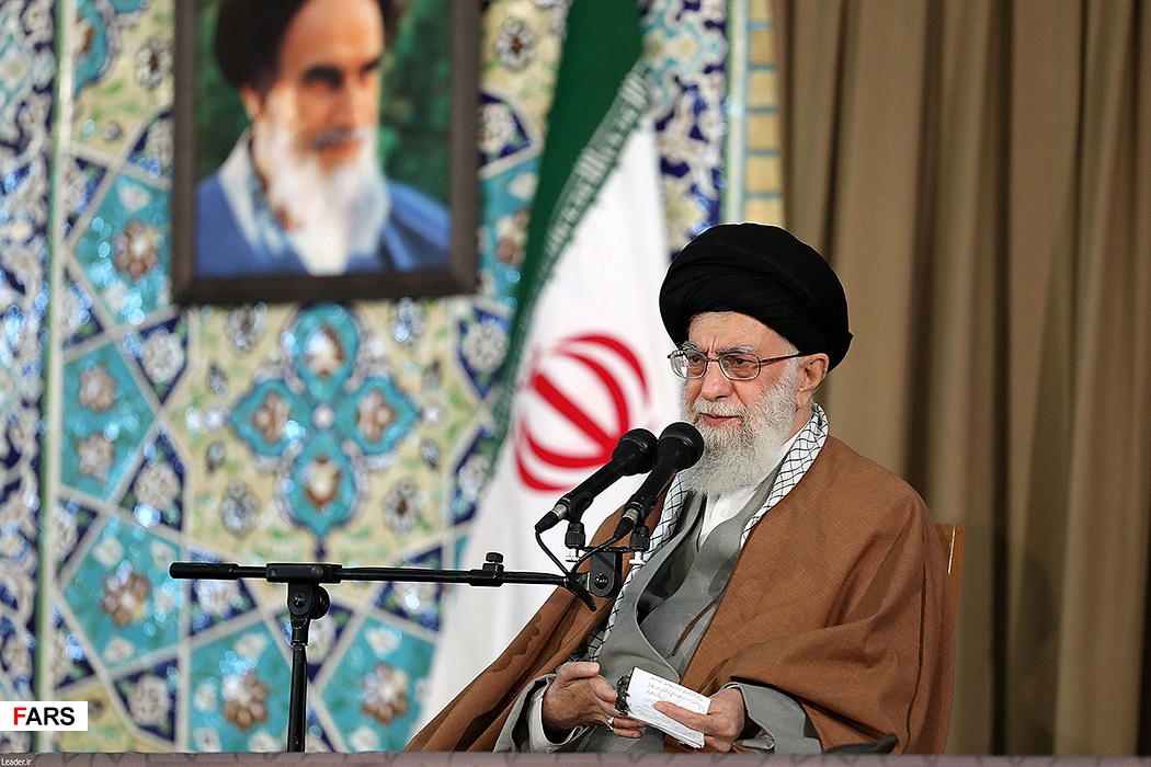 سخنرانی رهبر انقلاب در حرم رضوی+تصاویر