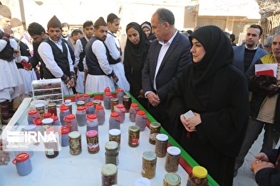 بازدید پویا محمودیان از روستای خراشاد