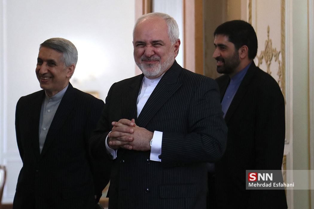 روحانی دست از ایده هضم در هاضمه جهانی برنمی‌دارد