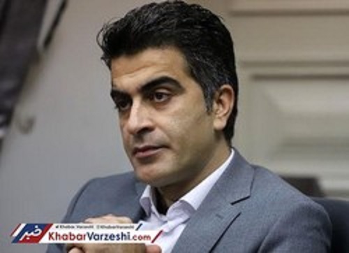 دست جوانانی که داور را کتک زدند می‌بوسم!