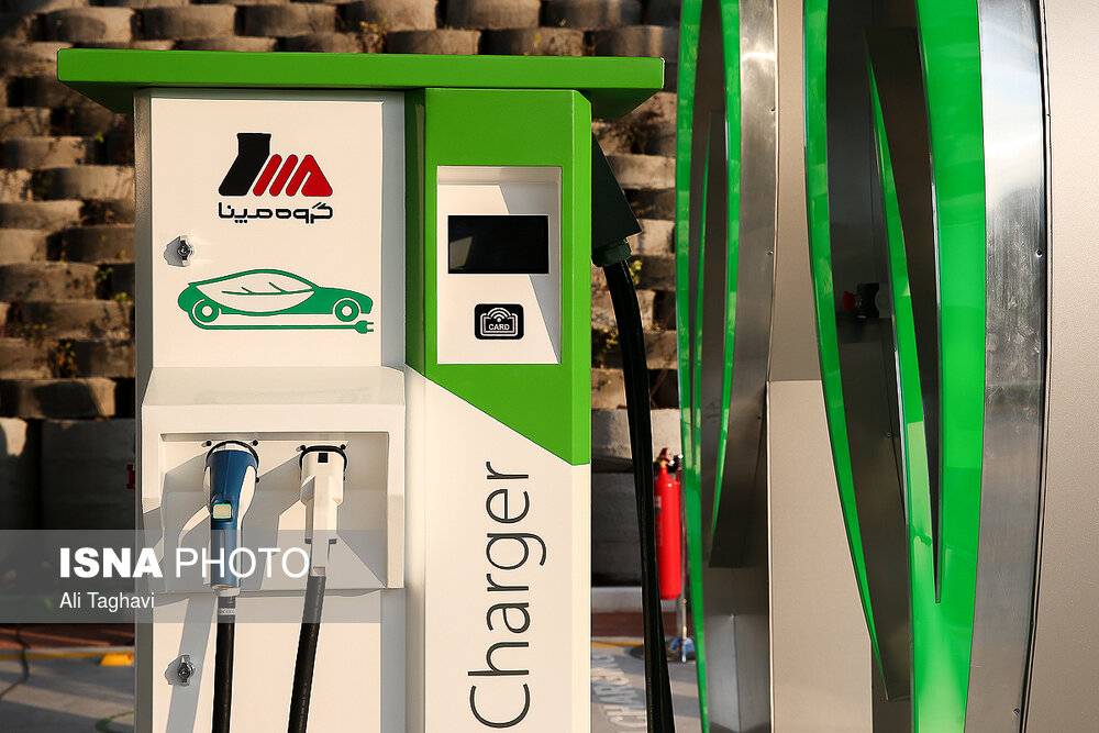 افتتاح نخستین جایگاه شارژ خودروهای برقی