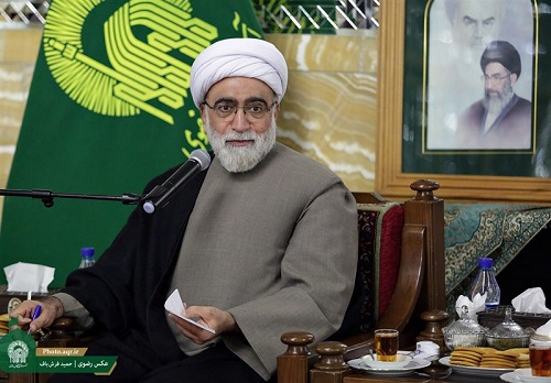 چرا اسم دوغ و ماست رضوی انتخاب شده است/ اسم انتشارات آستان قدس باید تغییر کند