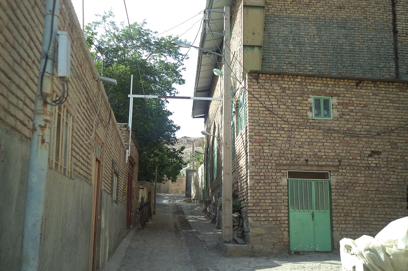 فریاد سرخُنگ از گردشگری بدون زیرساخت